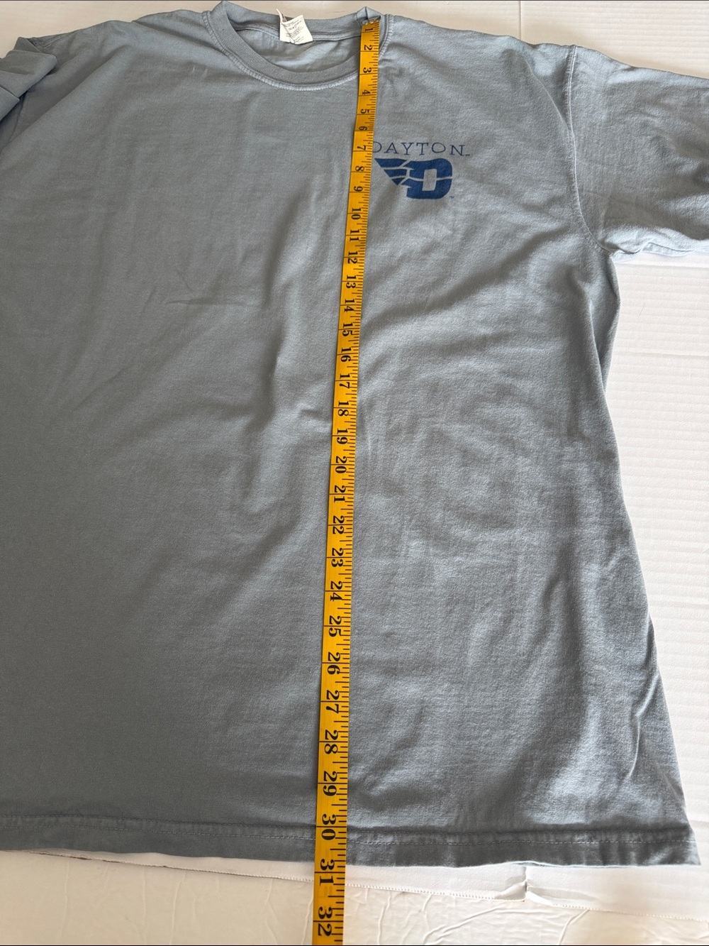 Dayton Flyers Logo Crewneck T-Shirt - Gray men’s size XL - Picture 6 of 7